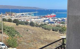 Lavrio 1Bdr Penthouse 7 Min On Foot From The Port